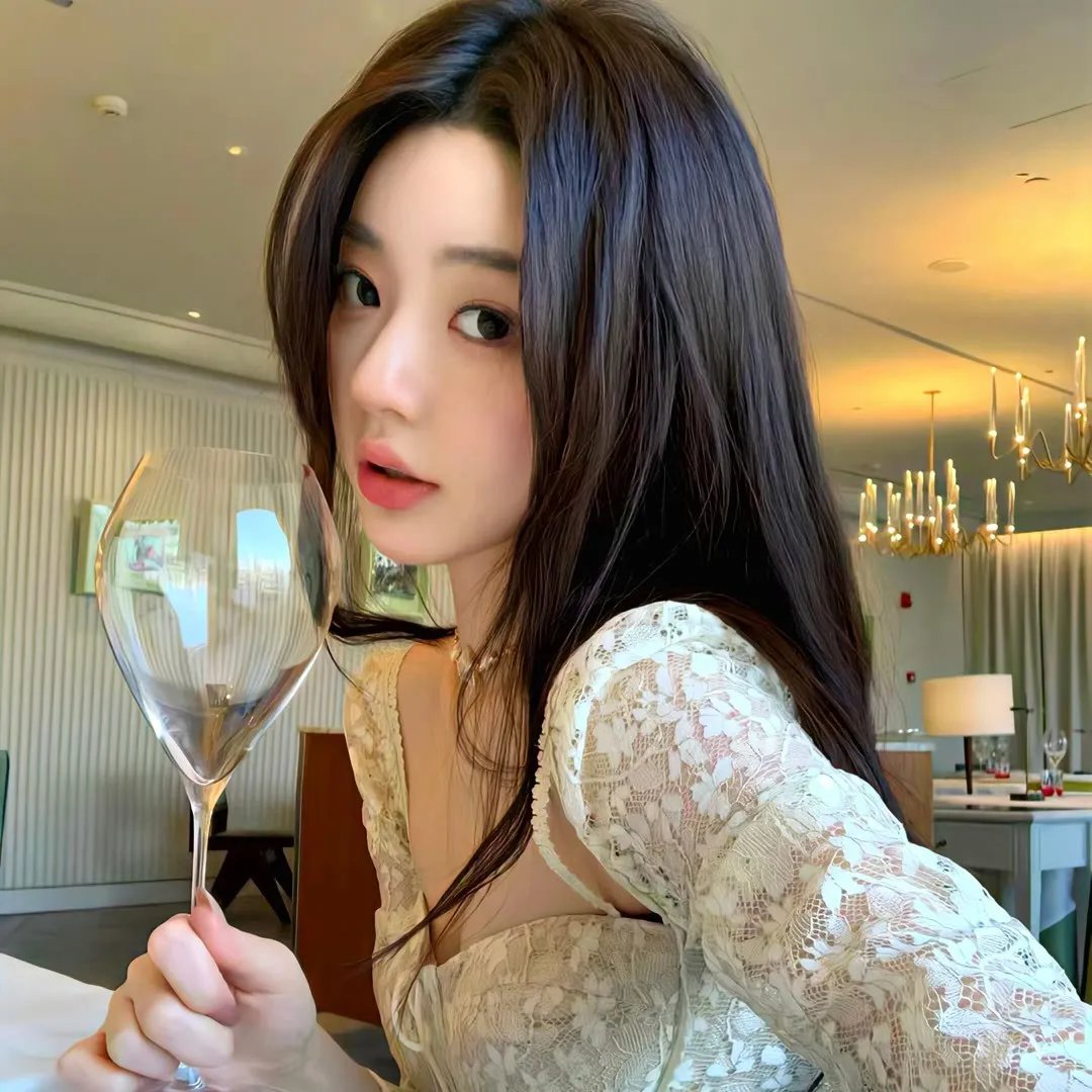 脸庞